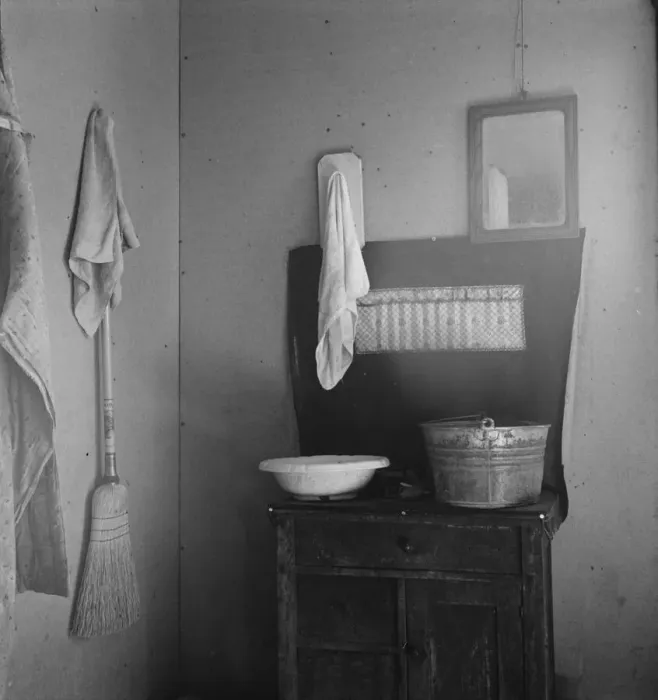 Framed Print : Another corner of Soper kitchen, Willow Creek area, Malheur County, Oregon, 1939. Creator: Dorothea Lange
