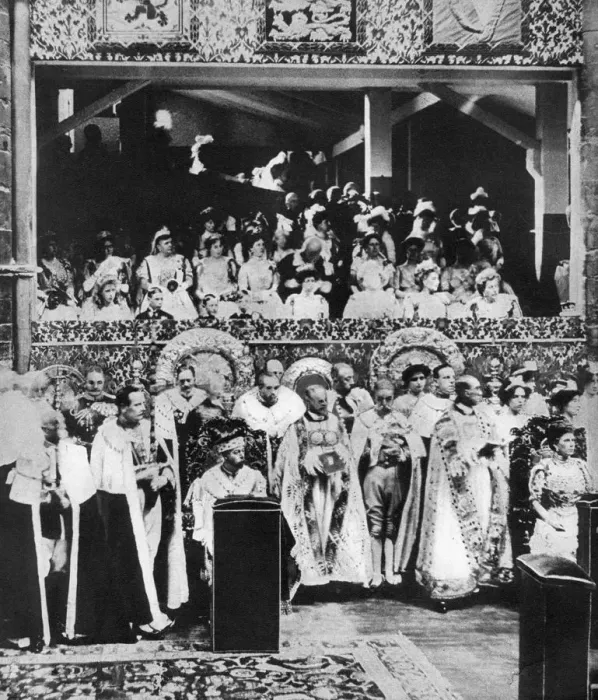 Framed Print : The coronation of King George V, Westminster Abbey, 22 June 1911 Framed Print : The coronation of King George V, Westminster Abbey, 22 June 1911