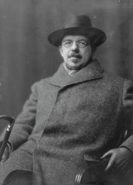 Cortissoz, Royal, Mr. portrait photograph, 1916 Apr. 10. Creator: Arnold Genthe