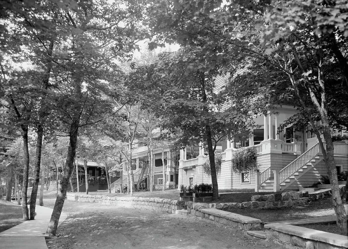 Framed Print : Cottages at Harbor Point, Mich. c1906. Creator: Unknown Framed Print : Cottages at Harbor Point, Mich. c1906. Creator: Unknown
