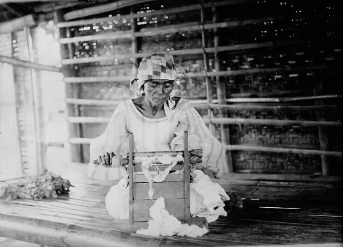 Framed Print : Cotton gin, Batangas, between c1915 and c1920. Creator: Bain News Service Framed Print : Cotton gin, Batangas, between c1915 and c1920. Creator: Bain News Service