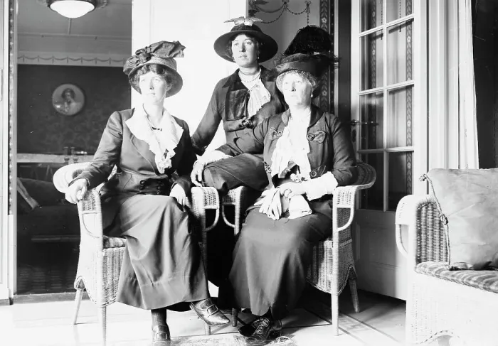 Framed Print : Countess Grey and daughters on VATERLAND, 1914. Creator: Bain News Service Framed Print : Countess Grey and daughters on VATERLAND, 1914. Creator: Bain News Service