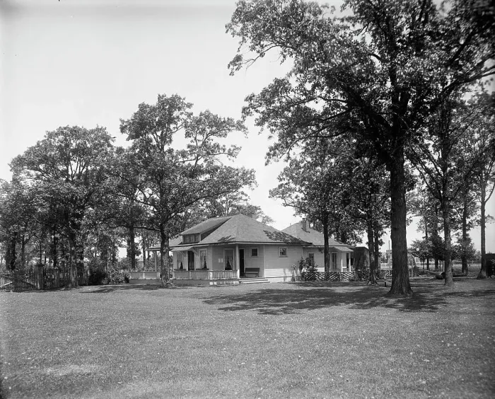 Framed Print : Country club, distant view, Walkerville, Ont. between 1905 and 1915. Creator: Unknown Framed Print : Country club, distant view, Walkerville, Ont. between 1905 and 1915. Creator: Unknown