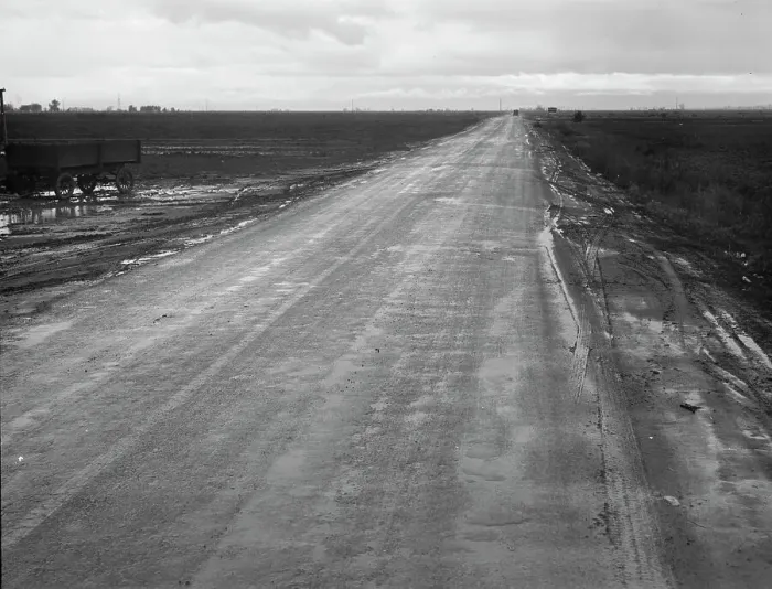 Framed Print : County road between potato fields, Kern County, California, 1939. Creator: Dorothea Lange Framed Print : County road between potato fields, Kern County, California, 1939. Creator: Dorothea Lange