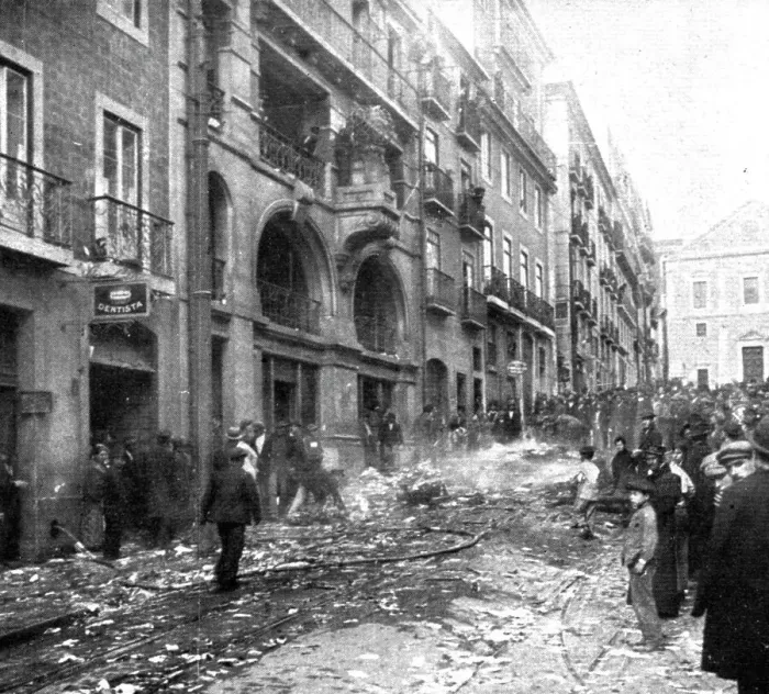 Framed Print : Coup d'etat in Portugal; Auto-da-fe in front of the building of the Democratic newspaper... 1917. Creator: Unknown Framed Print : Coup d'etat in Portugal; Auto-da-fe in front of the building of the Democratic newspaper... 1917. Creator: Unknown