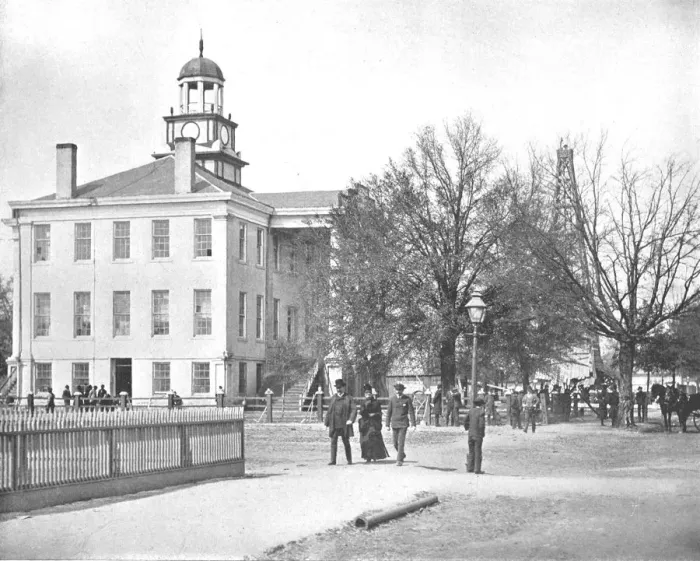 Framed Print : Court House, Thomasville, Georgia, USA, c1900. Creator: Unknown Framed Print : Court House, Thomasville, Georgia, USA, c1900. Creator: Unknown