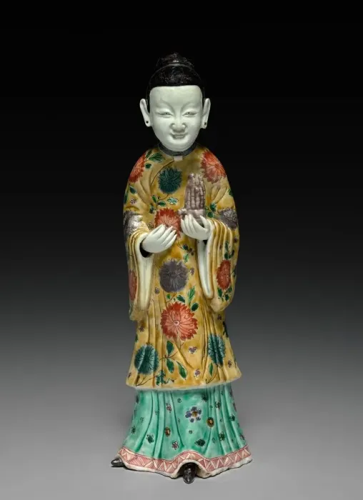 Framed Print : Court Lady Holding a Sheng, 1662-1722. Creator: Unknown Framed Print : Court Lady Holding a Sheng, 1662-1722. Creator: Unknown