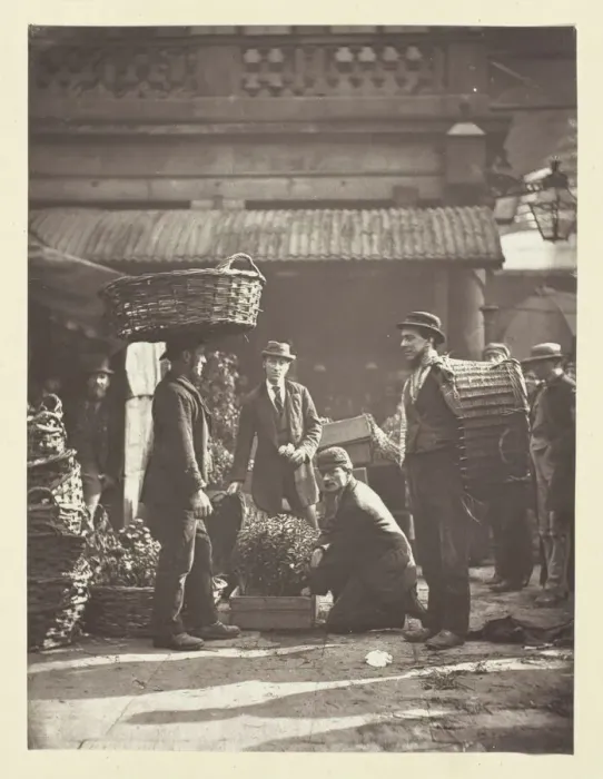 Framed Print : Covent Garden Labourers, 1881. Creator: John Thomson Framed Print : Covent Garden Labourers, 1881. Creator: John Thomson