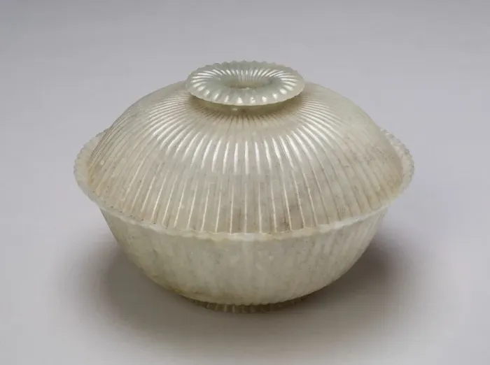Framed Print : Covered Bowl in the Hindustani Style, late 18th or 19th century Framed Print : Covered Bowl in the Hindustani Style, late 18th or 19th century