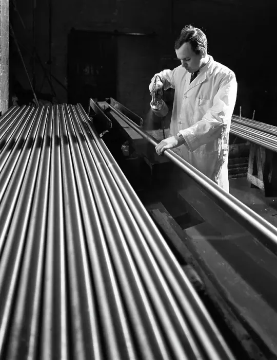 Framed Print : Crack detection on round bars, J Beardshaw & Sons, Sheffield, South Yorkshire, 1963 Framed Print : Crack detection on round bars, J Beardshaw & Sons, Sheffield, South Yorkshire, 1963