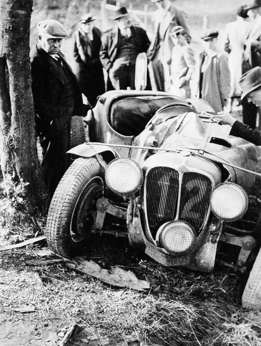 Framed Print : Crash of the Le Mans 24 Hours winner at Spa, Belgium, 1938 Framed Print : Crash of the Le Mans 24 Hours winner at Spa, Belgium, 1938