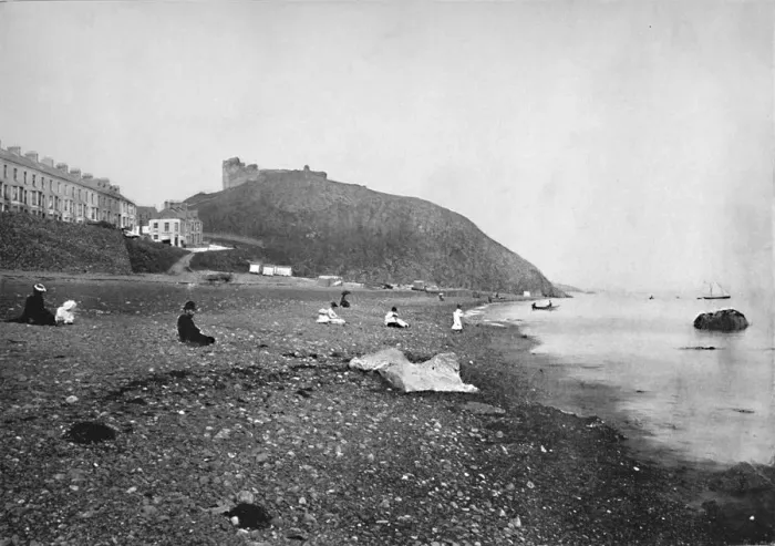 Framed Print : Criccieth - View of the Beach and the Castle, 1895 Framed Print : Criccieth - View of the Beach and the Castle, 1895