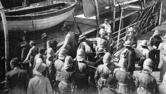 Framed Print : Cronjes Captive Warriors, the Docks, Paardeberg, South Africa, 1900 Framed Print : Cronjes Captive Warriors, the Docks, Paardeberg, South Africa, 1900