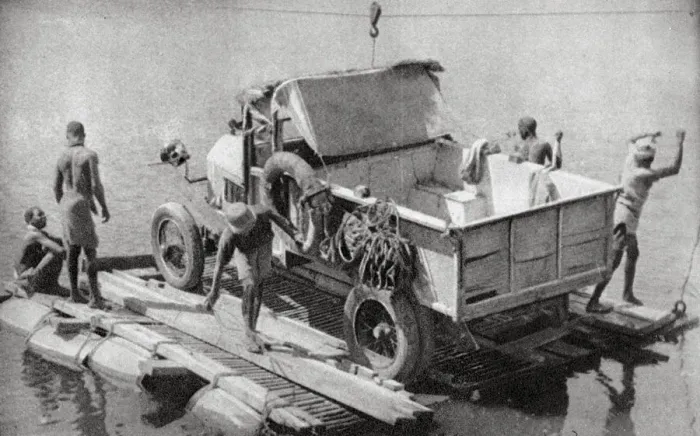 Framed Print : Crossing the Chambesi River on a broken pontoon, Northern Rhodesia, 1925 (1927). Artist: Thomas A Glover Framed Print : Crossing the Chambesi River on a broken pontoon, Northern Rhodesia, 1925 (1927). Artist: Thomas A Glover