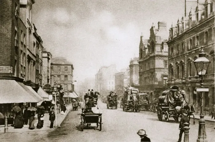 Framed Print : A crossing in Oxford Street, London, early 20th century Framed Print : A crossing in Oxford Street, London, early 20th century