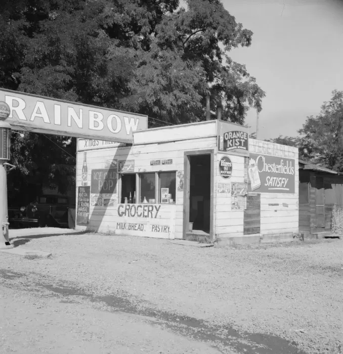 Framed Print : Crossroads grocery store and filling station, Yakima, Washington, Sumac Park, 1939. Creator: Dorothea Lange Framed Print : Crossroads grocery store and filling station, Yakima, Washington, Sumac Park, 1939. Creator: Dorothea Lange