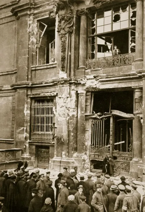 Framed Print : A crowd of men gathered in front of a ruined building, Germany c1918-c1919(?) (1936) Artist Framed Print : A crowd of men gathered in front of a ruined building, Germany c1918-c1919(?) (1936) Artist