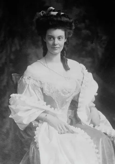 Framed Print : Crown Princess - Germany, between c1910 and c1915. Creator: Bain News Service Framed Print : Crown Princess - Germany, between c1910 and c1915. Creator: Bain News Service