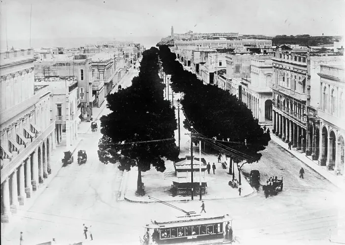 Framed Print : Cuba. Street Scene In Havana, 1911. Creator: Harris & Ewing. Cuba. Street Scene In Havana, 1911. Creator: Harris & Ewing Framed Print : Cuba. Street Scene In Havana, 1911. Creator: Harris & Ewing. Cuba. Street Scene In Havana, 1911. Creator: Harris & Ewing