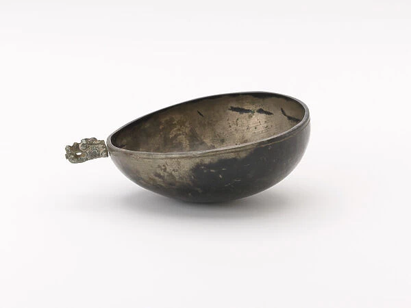 Cup with dragon-head handle (pastiche), Goryeo period, 13th-14th century