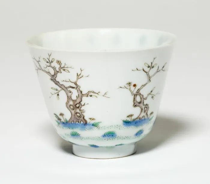 Framed Print : Cup with Orchid Tree, Qing dynasty (1644-1911), Kangxi reign mark and period (1662-1722) Framed Print : Cup with Orchid Tree, Qing dynasty (1644-1911), Kangxi reign mark and period (1662-1722)