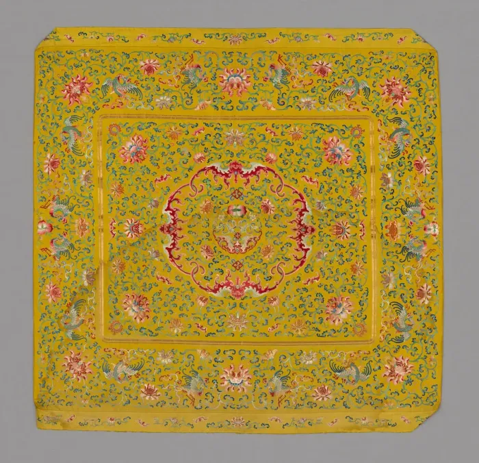 Framed Print : Cushion Cover, China, Qing dynasty (1644-1911), 1800 / 50. Creator: Unknown Framed Print : Cushion Cover, China, Qing dynasty (1644-1911), 1800 / 50. Creator: Unknown