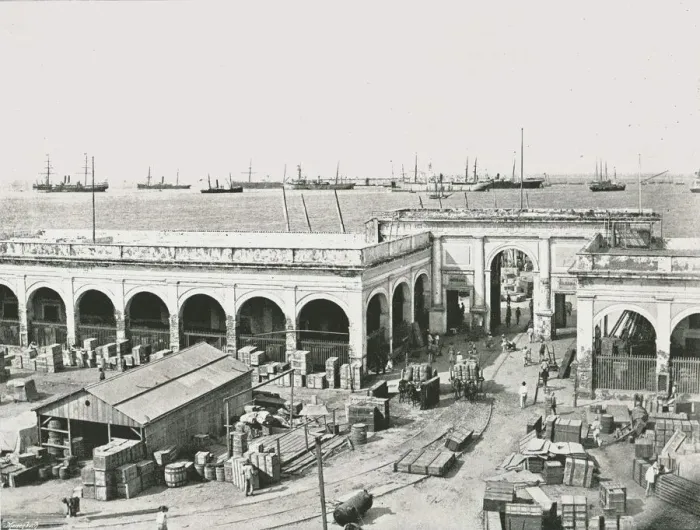 Framed Print : The Custom House, Veracruz, Mexico, 1895. Creator: Unknown Framed Print : The Custom House, Veracruz, Mexico, 1895. Creator: Unknown