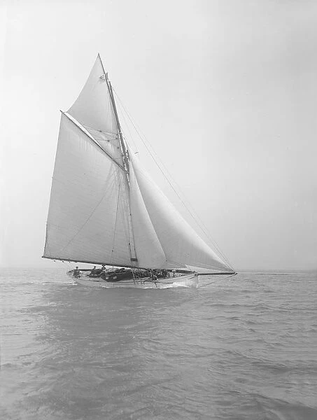 The cutter Grisette sailing close-hauled, 1913. Creator: Kirk & Sons of Cowes