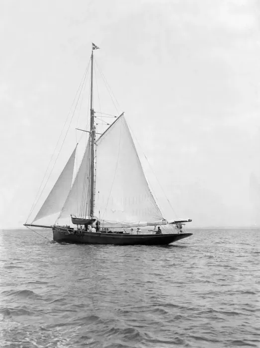 Framed Print : The cutter Monara under sail, 1914. Creator: Kirk & Sons of Cowes Framed Print : The cutter Monara under sail, 1914. Creator: Kirk & Sons of Cowes