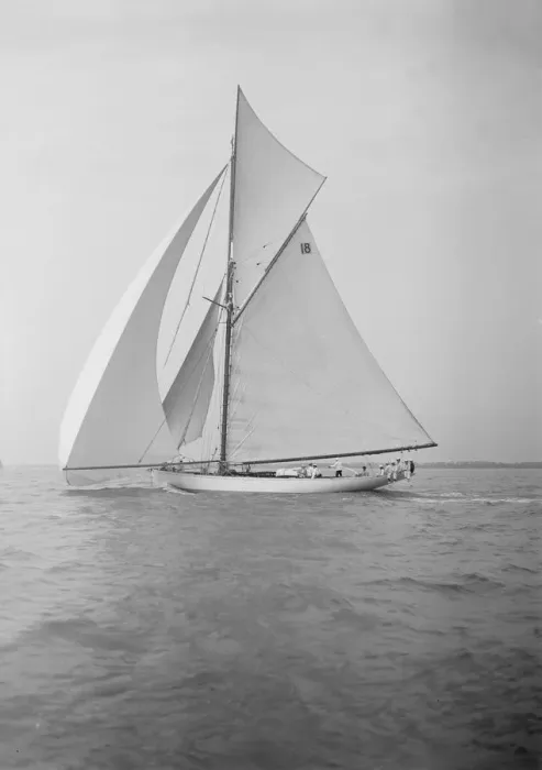 Framed Print : The cutter Onda sailing under spinnaker, 1911. Creator: Kirk & Sons of Cowes Framed Print : The cutter Onda sailing under spinnaker, 1911. Creator: Kirk & Sons of Cowes
