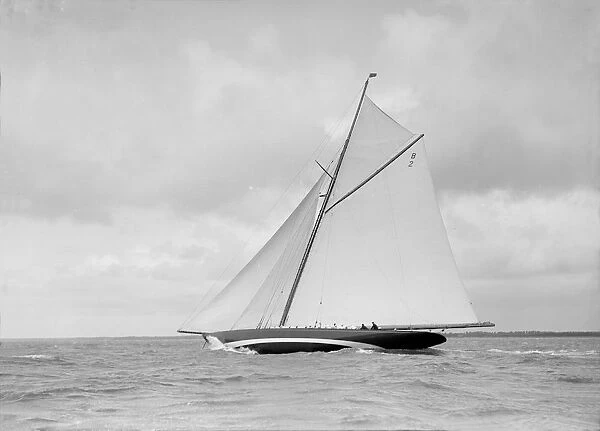 The cutter Shamrock beating upwind, 1912. Creator: Kirk & Sons of Cowes