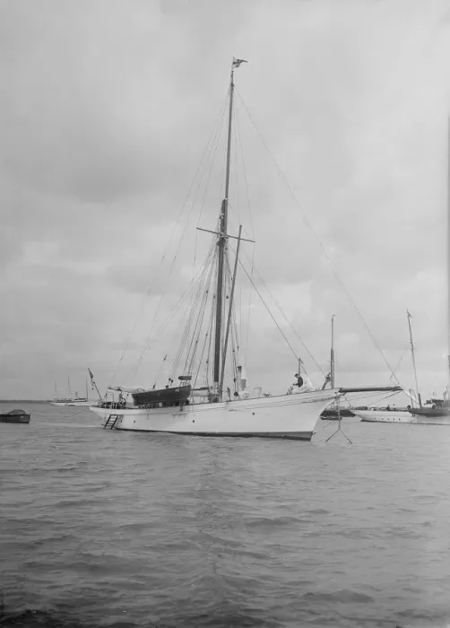 Framed Print : The cutter Yolande at anchor, 1912. Creator: Kirk & Sons of Cowes Framed Print : The cutter Yolande at anchor, 1912. Creator: Kirk & Sons of Cowes