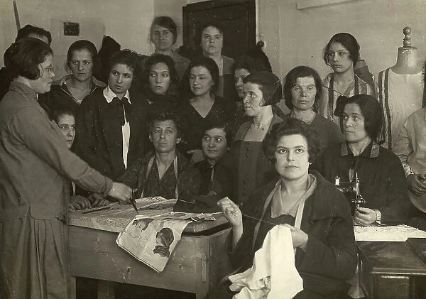 Cutting and sewing circle. Club 'Communist'. Moscow, 1920-1929. Creator: Unknown. Cutting and sewing circle. Club 'Communist'. Moscow, 1920-1929. Creator: Unknown