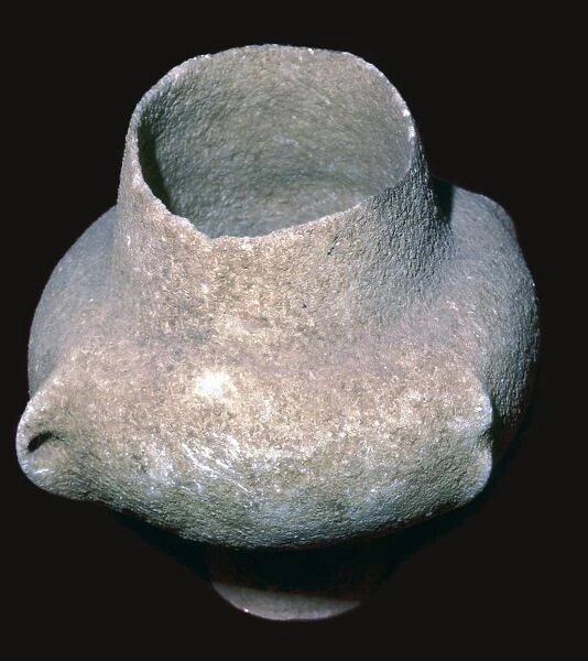 Cycladic marble vase, 26th century BC