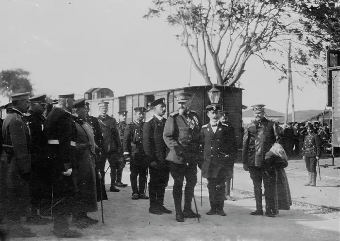 Framed Print : Czar Ferdinand going to front, 1912. Creator: Bain News Service Framed Print : Czar Ferdinand going to front, 1912. Creator: Bain News Service