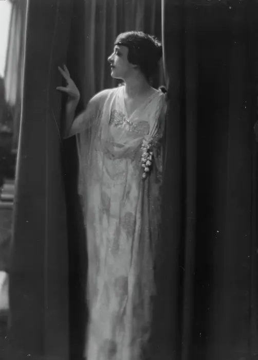 Framed Print : Dalmores, Miss, portrait photograph, 1915 May 7. Creator: Arnold Genthe Framed Print : Dalmores, Miss, portrait photograph, 1915 May 7. Creator: Arnold Genthe