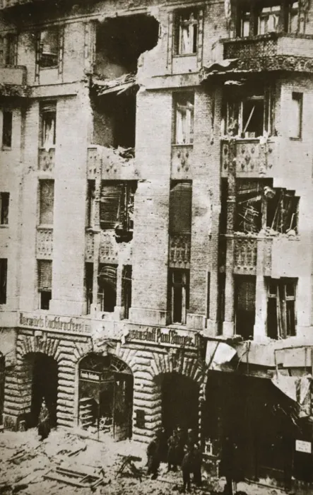 Framed Print : Damage to the offices of the socialist newspaper Vorwarts, Berlin, Germany, 1919 Framed Print : Damage to the offices of the socialist newspaper Vorwarts, Berlin, Germany, 1919