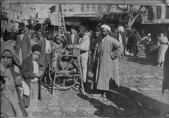 Framed Print : In Damascus, between c1915 and c1920. Creator: Bain News Service Framed Print : In Damascus, between c1915 and c1920. Creator: Bain News Service