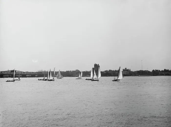 Framed Print : D.B.C.Y. [Detroit Boat Club yacht] regatta, just after the start, between 1900 and 1910. Creator: Unknown