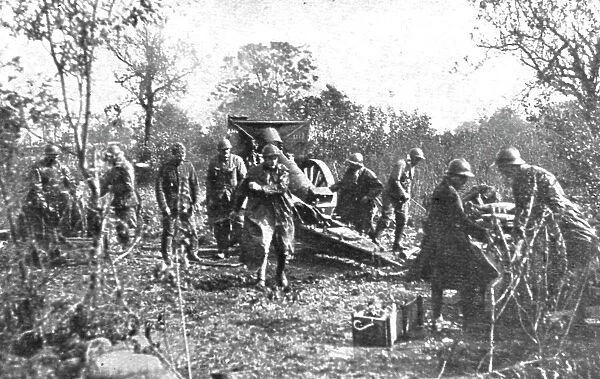 'De L'Argonne aux Flandres; L'artillerie belge, le 28 septembre 1918, progressant... 1918. Creator: Unknown