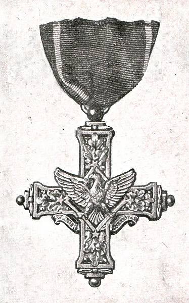 Decorations de Guerre; La croix de guerre americaine, vue de face, 1917. Creator: Unknown