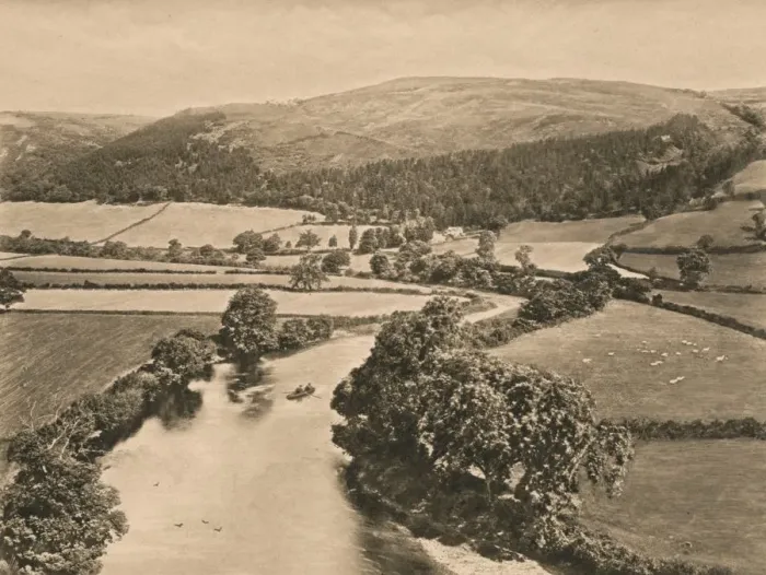 Framed Print : The Dee Valley, from Glendowers Mound, 1902 Framed Print : The Dee Valley, from Glendowers Mound, 1902