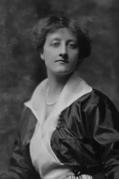 Framed Print : Deering, Marion, Miss, portrait photograph, 1914 Apr. 12. Creator: Arnold Genthe Framed Print : Deering, Marion, Miss, portrait photograph, 1914 Apr. 12. Creator: Arnold Genthe