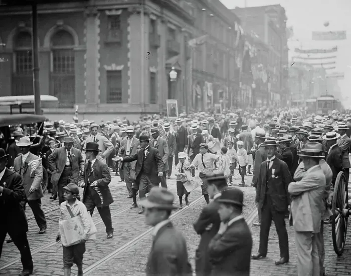 Framed Print : Delegations arriving in Baltimore, between c1910 and c1915. Creator: Bain News Service Framed Print : Delegations arriving in Baltimore, between c1910 and c1915. Creator: Bain News Service
