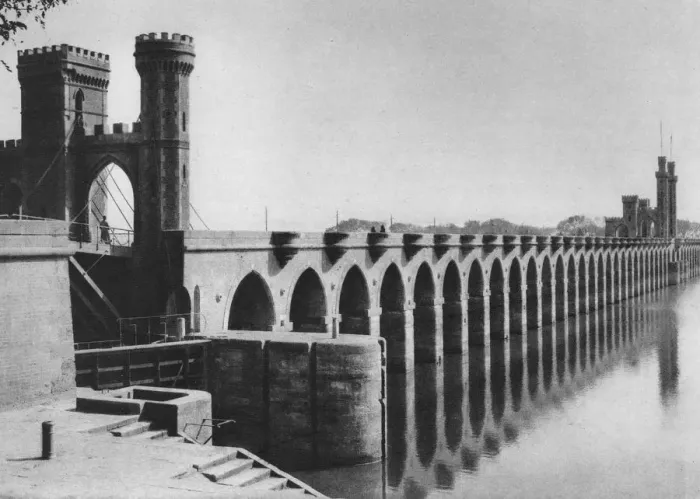 Framed Print : The Delta Barrage, Cairo, Egypt, c1920s Framed Print : The Delta Barrage, Cairo, Egypt, c1920s