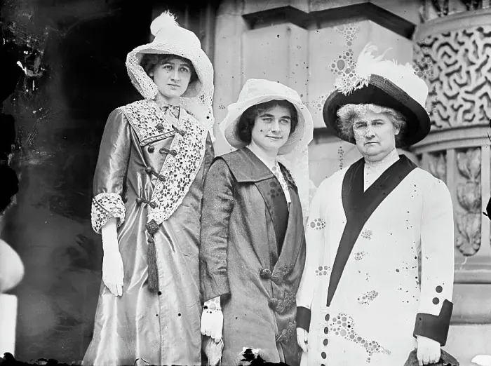 Framed Print : Democratic National Convention - Mrs. Roger Sullivan of Illinois; Miss Virginia Sullivan... 1912. Creator: Harris & Ewing. Democratic National Convention - Mrs. Roger Sullivan of Illinois; Miss Virginia Sullivan... 1912 Framed Print : Democratic National Convention - Mrs. Roger Sullivan of Illinois; Miss Virginia Sullivan... 1912. Creator: Harris & Ewing. Democratic National Convention - Mrs. Roger Sullivan of Illinois; Miss Virginia Sullivan... 1912