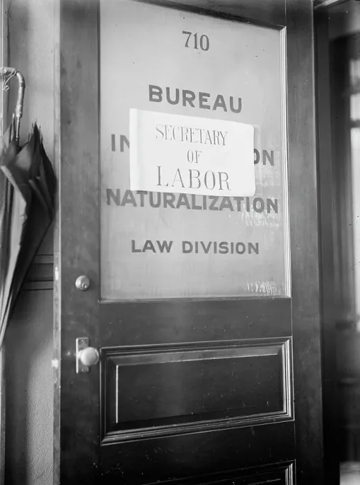 Framed Print : Dept. Of Labor - Sign On Door For Newly Created Office of Sec. of Labor, 1913. Creator: Harris & Ewing. Dept. Of Labor - Sign On Door For Newly Created Office of Sec. of Labor, 1913. Creator: Harris & Ewing Framed Print : Dept. Of Labor - Sign On Door For Newly Created Office of Sec. of Labor, 1913. Creator: Harris & Ewing. Dept. Of Labor - Sign On Door For Newly Created Office of Sec. of Labor, 1913. Creator: Harris & Ewing