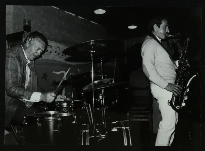Framed Print : Derek Hogg (drums) and Bobby Wellins (saxophone) playing at The Bell, Codicote, Hertfordshire, 1985 Framed Print : Derek Hogg (drums) and Bobby Wellins (saxophone) playing at The Bell, Codicote, Hertfordshire, 1985
