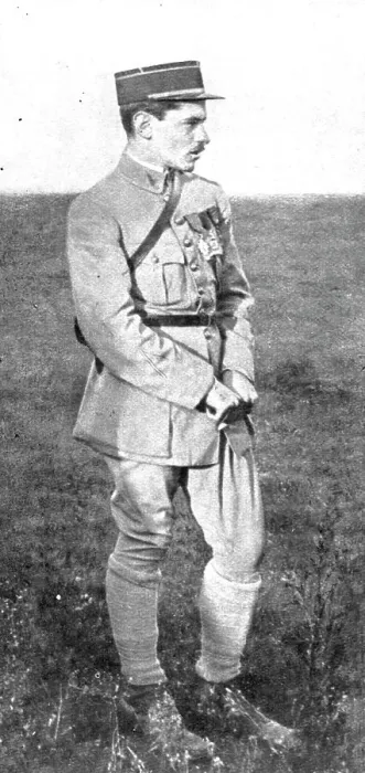 Framed Print : Des Braves; Le sous-lieutenant Chaput, 1916. Creator: Unknown Framed Print : Des Braves; Le sous-lieutenant Chaput, 1916. Creator: Unknown