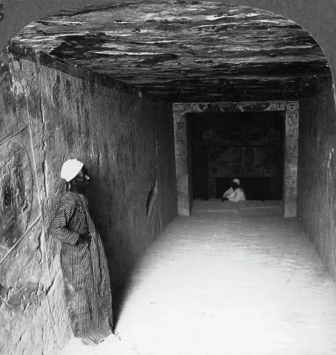 Framed Print : Descending gallery in tomb of Sethos I, Thebes, Egypt, 1905. Artist: Underwood & Underwood Framed Print : Descending gallery in tomb of Sethos I, Thebes, Egypt, 1905. Artist: Underwood & Underwood